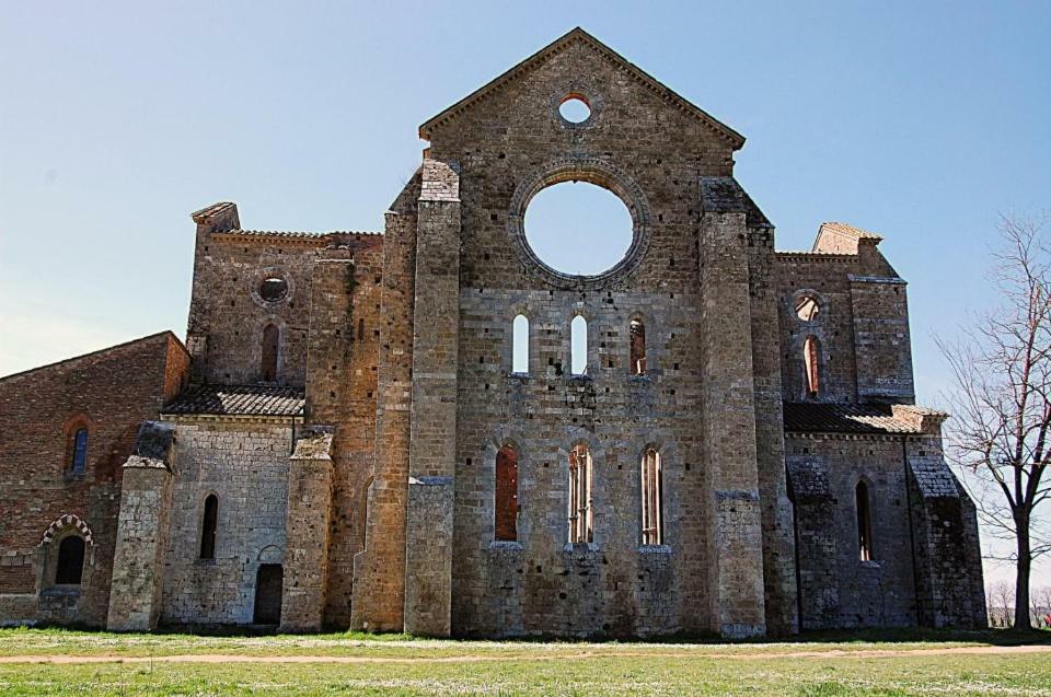 La Fattoria Montalcinello Affittacamere Chiusdino Esterno foto